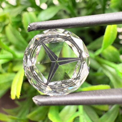 Unique Star-Faceted Round Lab Grown Diamond – Colorless D–F VVS–VS