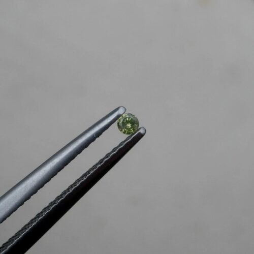 Green Natural Round Cut Diamond 1.5mm – SI2 Clarity