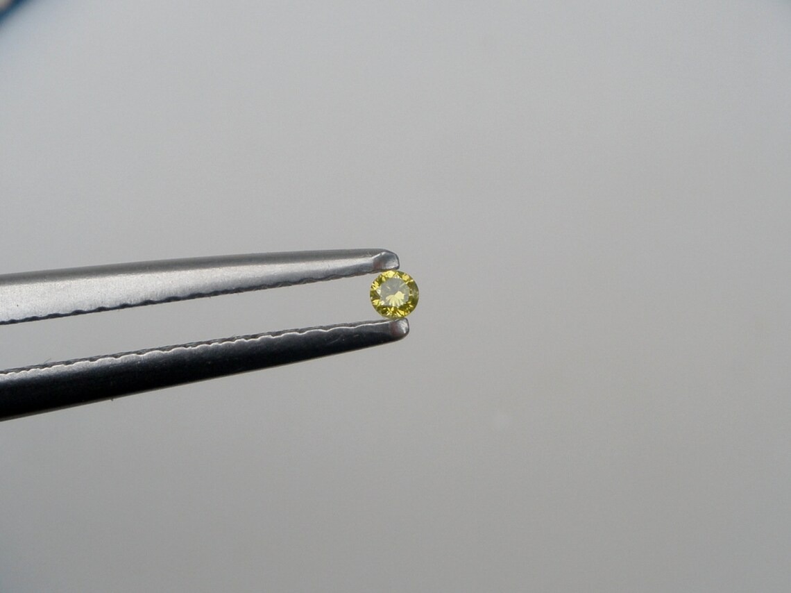 imgi 117 il 1140xN.780815878 4ei9 Yellow Diamond