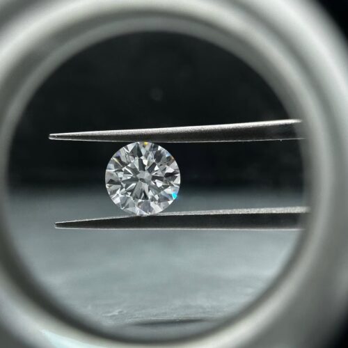 4.00 carat round brilliant lab grown diamond