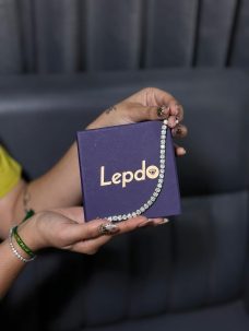 tennis bracelet